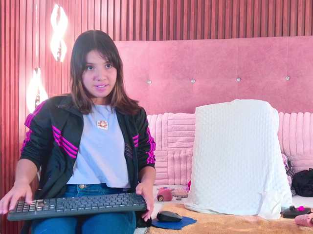 Candy-Mari live cam on BongaCams