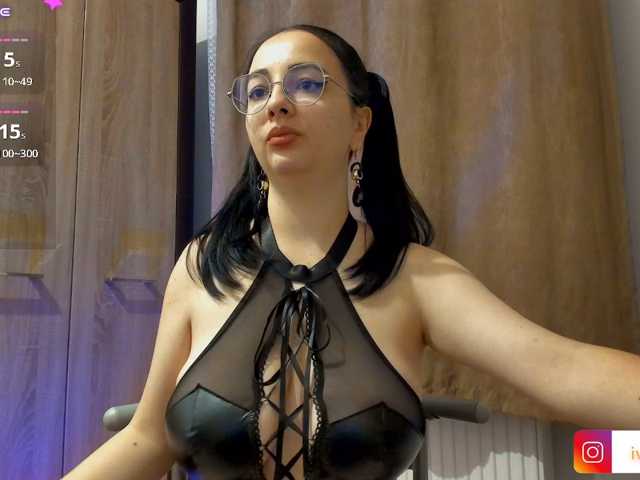 missivyelle_ live cam on BongaCams
