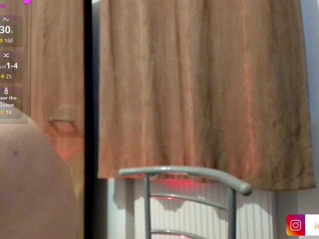 Ivyclouds7 live webcam show