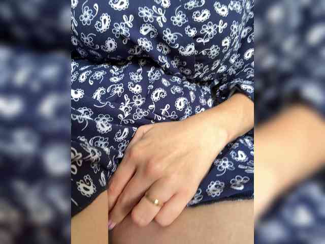 JuicyBunny webcam