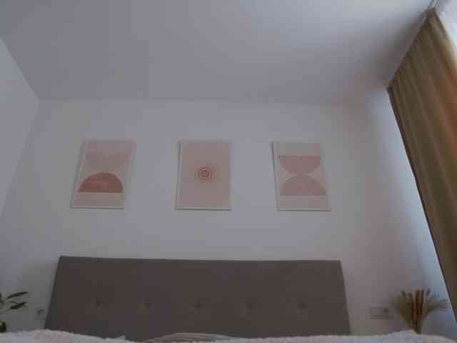Alexxxaaa webcam