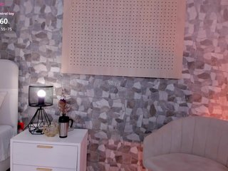 Violetta-Hills Porn Show