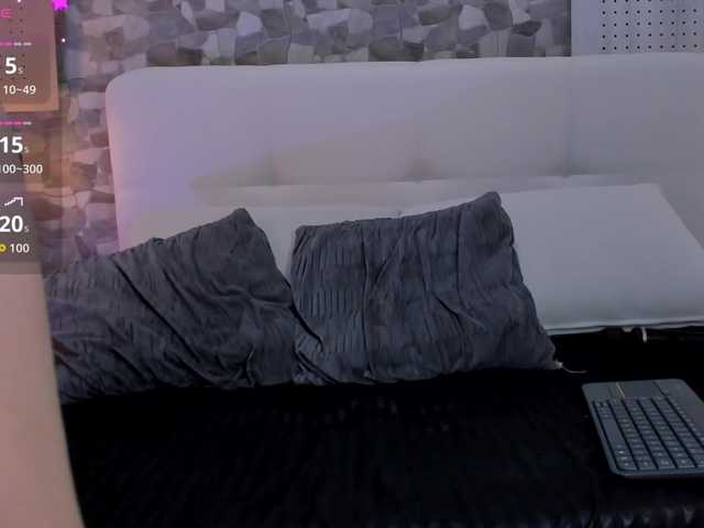 le modèle Violetta-Hills est en webcam porno dans un show sur le site bongacams, il possède les tags suivants: Latino/Hispanic,Brunette,Shaved