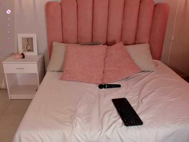 violetta-hills live sex show