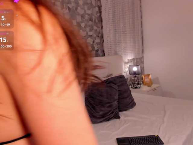 Violetta-Hills live cam on BongaCams