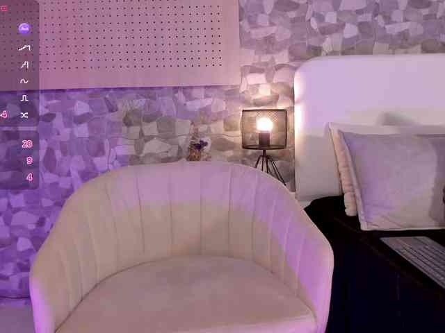 Violetta-Hills Violetta-Hills