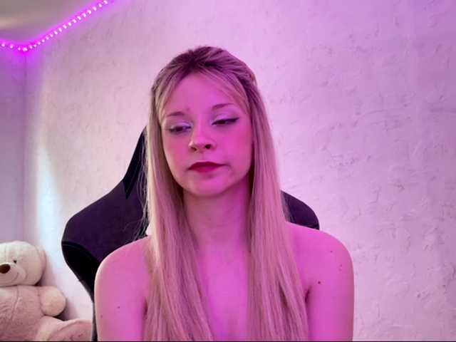 SMOLL0 live cam on BongaCams