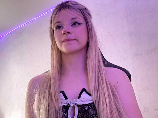 SMOLL0 live cam on BongaCams