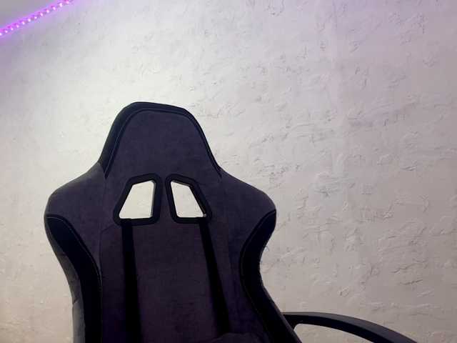 SMOLL0 live cam on BongaCams