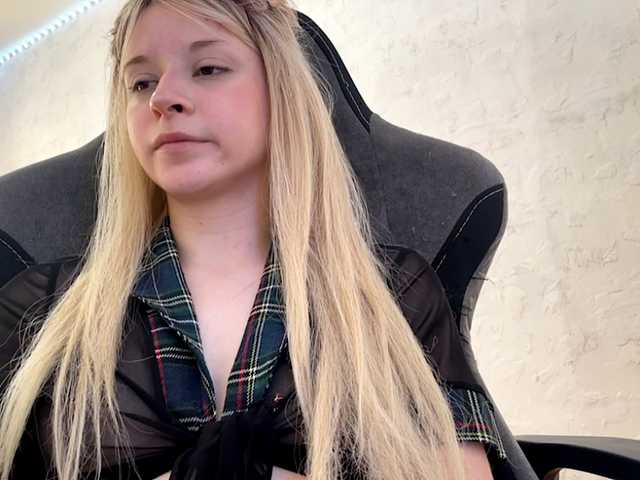 SMOLL0 live cam on BongaCams