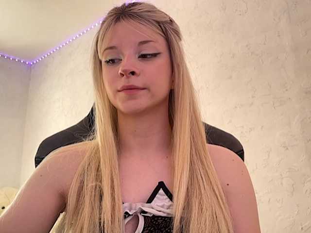 SMOLL0 live cam on BongaCams