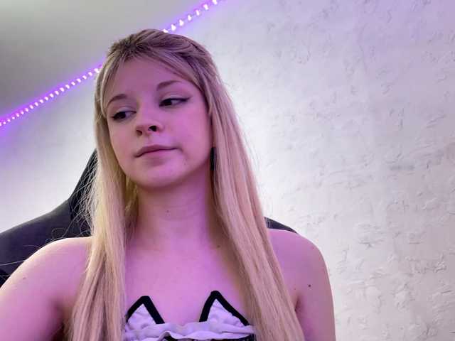 SMOLL0 live cam on BongaCams
