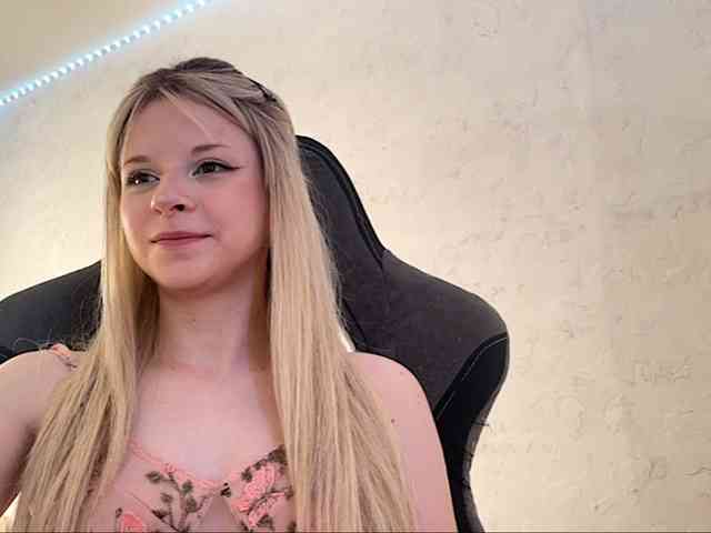 SMOLL0 webcam