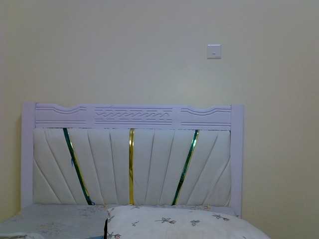 PetiteNoir live cam on UnifiedCams