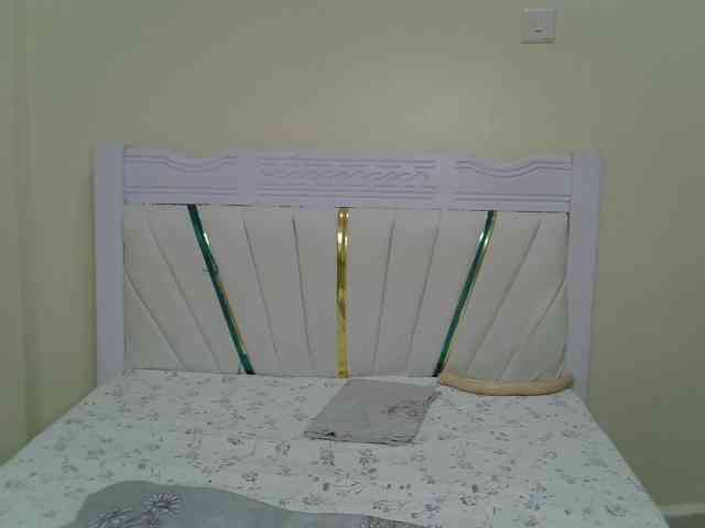 PetiteNoir webcam