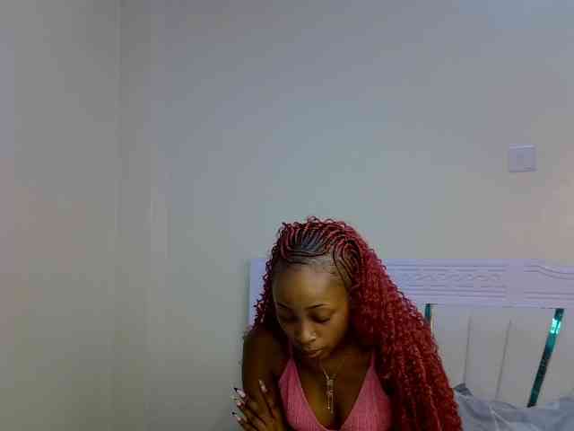 PetiteNoir webcam