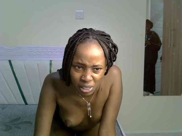 PetiteNoir webcam