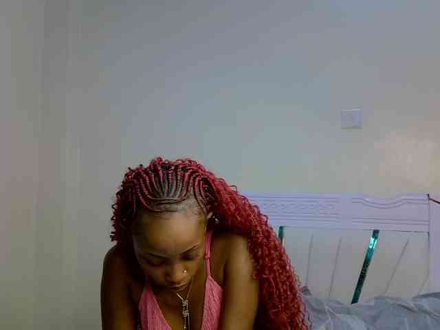 PetiteNoir webcam