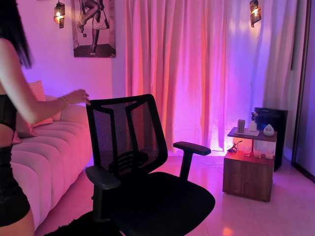 IsabellaLux- live cam on BongaCams