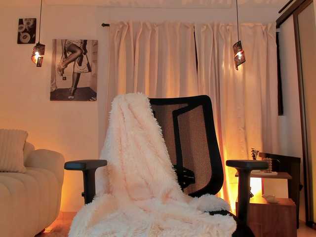 IsabellaLux- live cam on BongaCams