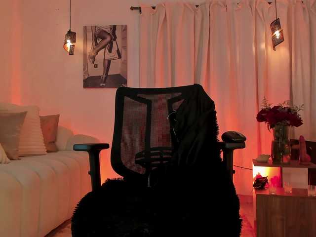 IsabellaLux- live cam on BongaCams