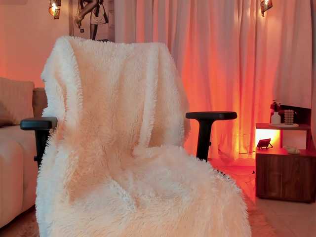 IsabellaLux- live cam on BongaCams