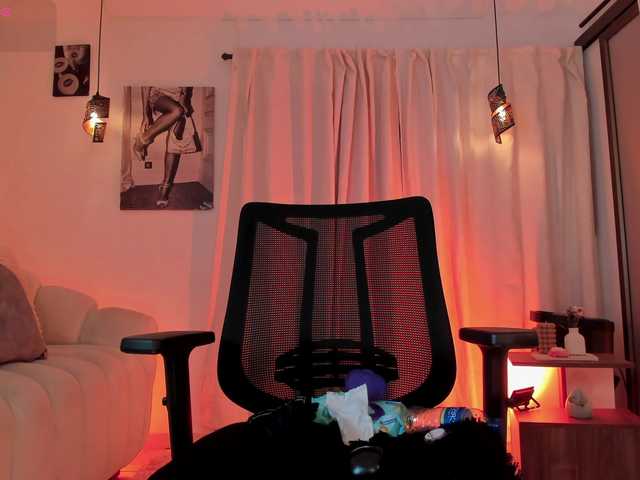 IsabellaLux- live webcam show