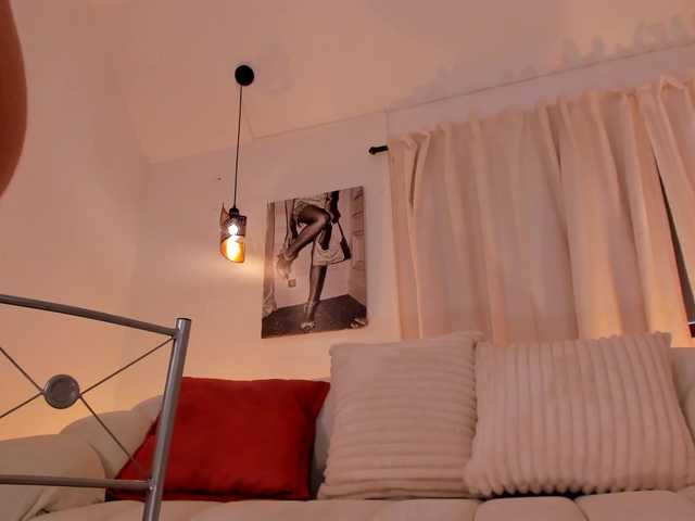 IsabellaLux-'s BongaCams profile