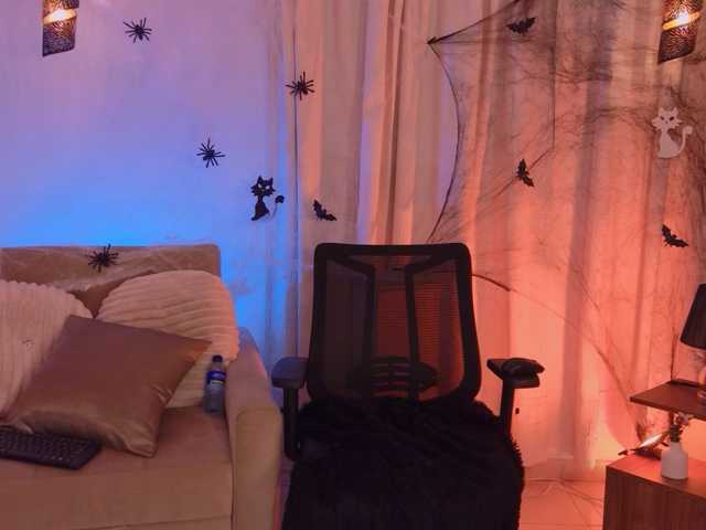 IsabellaLux- live cam on BongaCams