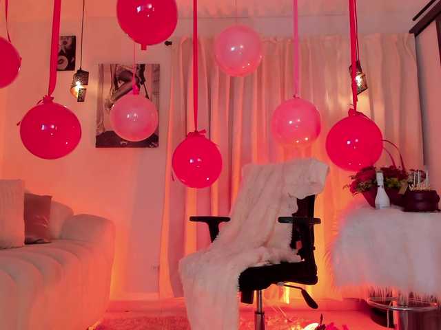 IsabellaLux- live cam on BongaCams