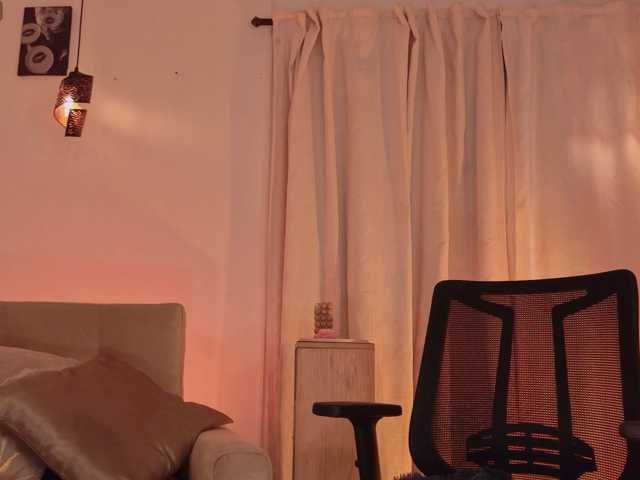 IsabellaLux- live cam on BongaCams