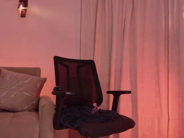 IsabellaLux- live cam on BongaCams