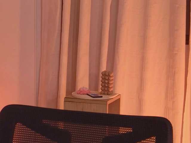 IsabellaLux- live cam on BongaCams