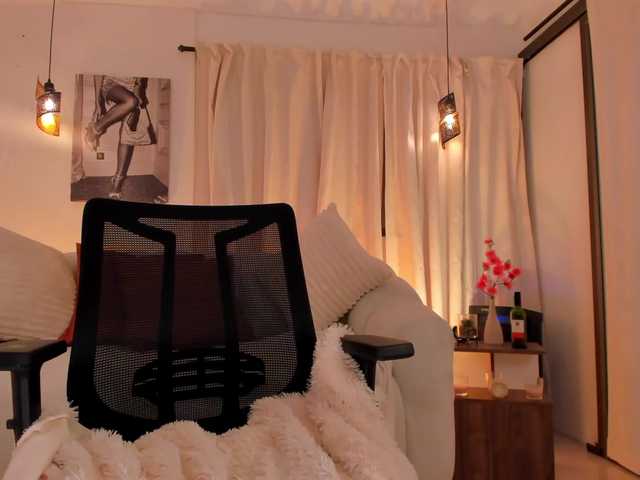 IsabellaLux-'s BongaCams profile