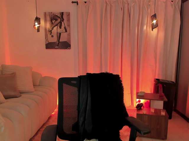 IsabellaLux- live cam on BongaCams