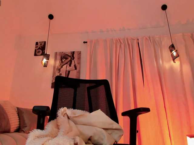 IsabellaLux- live cam on BongaCams