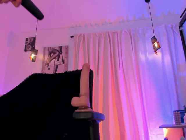 IsabellaLux- webcam