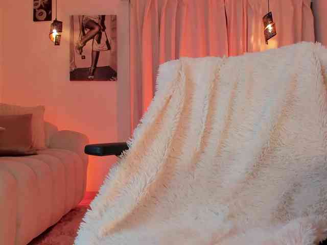 Modella: IsabellaLux-