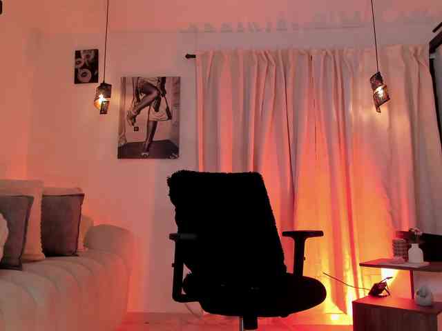 IsabellaLux- webcam