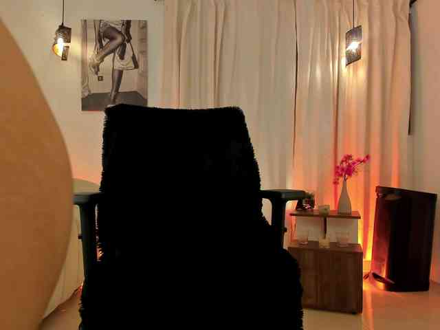 IsabellaLux- webcam