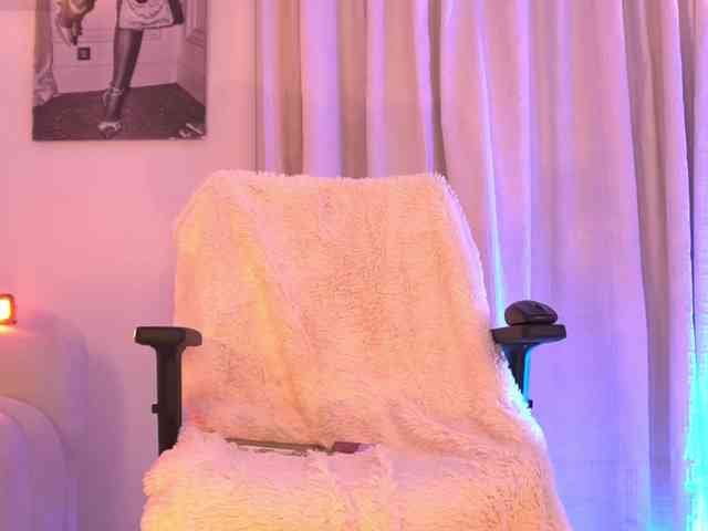 IsabellaLux- webcam