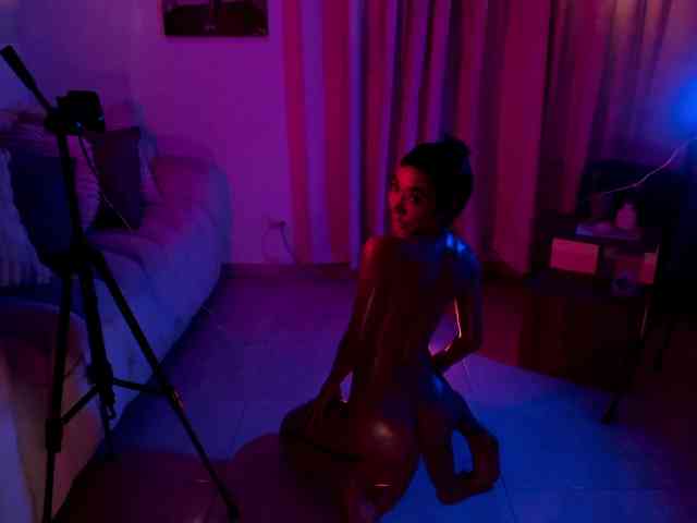 IsabellaLux-