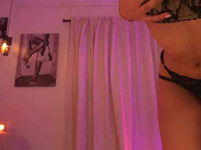 IsabellaLux- webcam