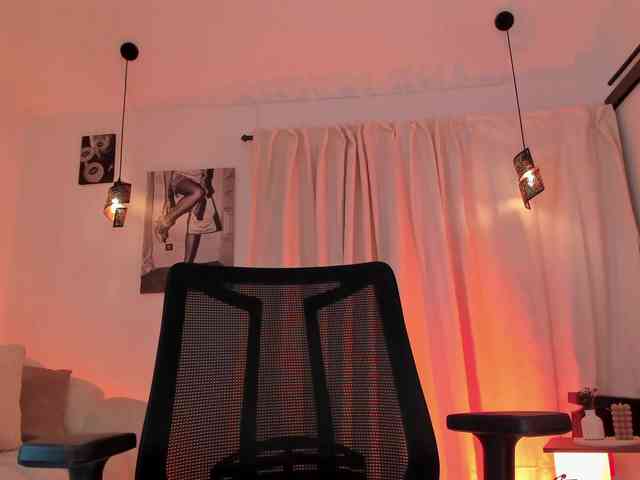 IsabellaLux- webcam