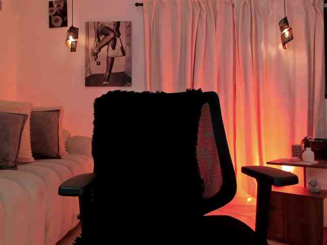 IsabellaLux- webcam