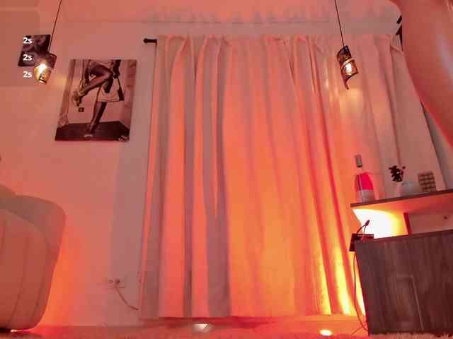 IsabellaLux- webcam