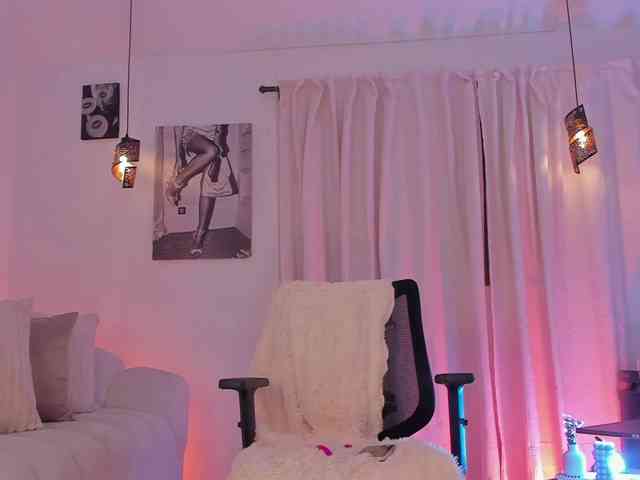 IsabellaLux- webcam