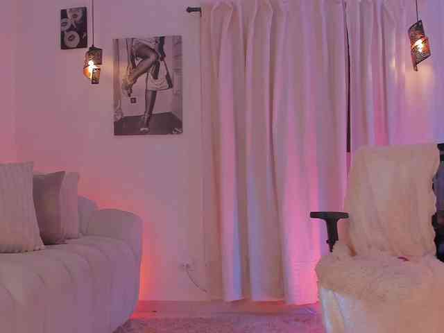 IsabellaLux-