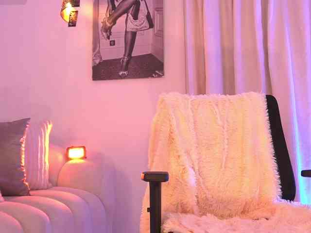 IsabellaLux- webcam
