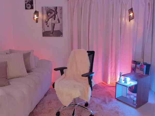 IsabellaLux- webcam